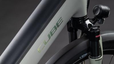 Cube Supreme Hybrid Deluxe ONE 600 ashgreen'n'chrome Gr&ouml;&szlig;e: Easy Entry 42 cm Produktbild 2
